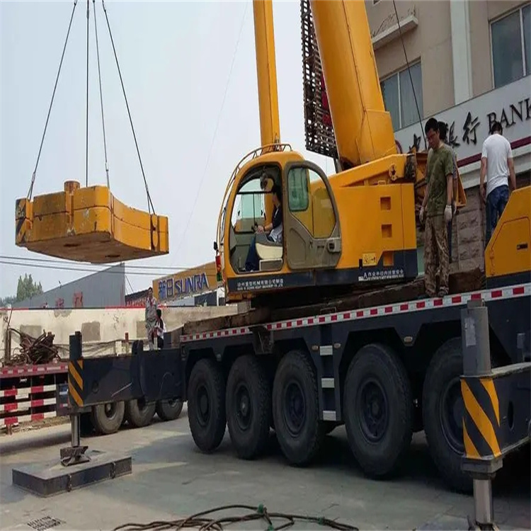 内黄当地吊车出租|机器吊装|75吨|工厂搬迁服务